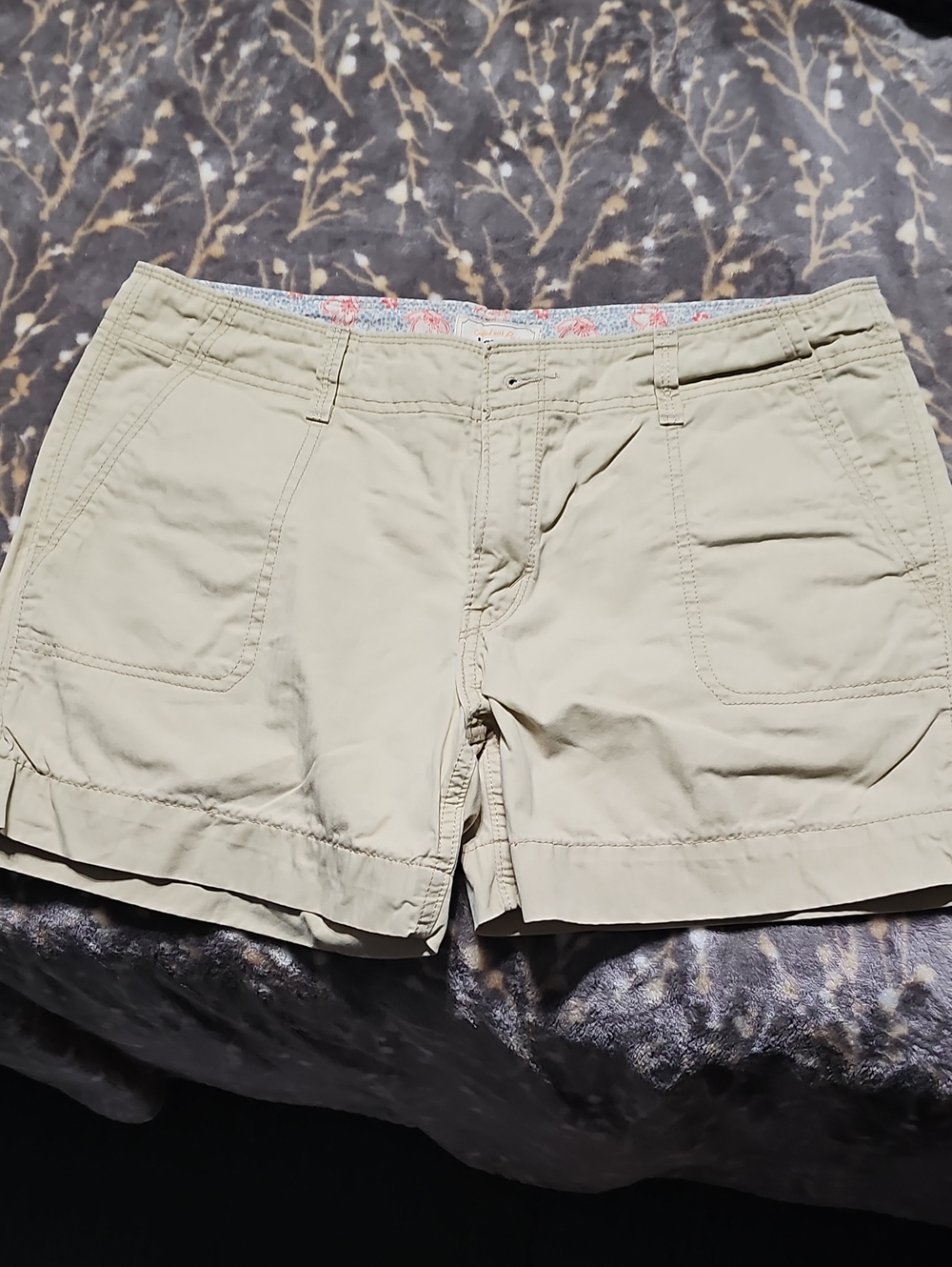 Levi's Women's Khaki Bermuda Shorts